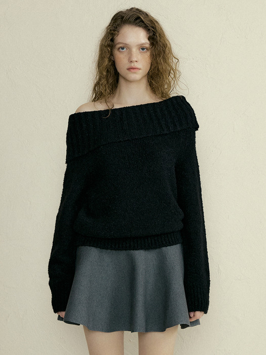 166 wool off shoulder knit (black)