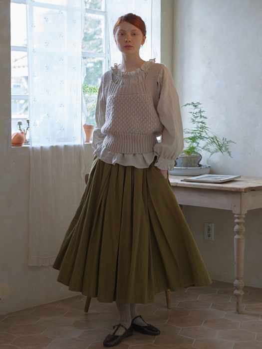 classic long skirt