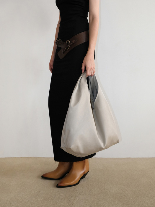 Draped Shoulder Bag [Matte Ivory]