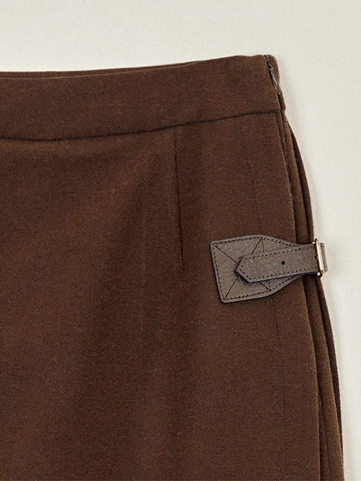 Lab Wool Trousers (Brown)