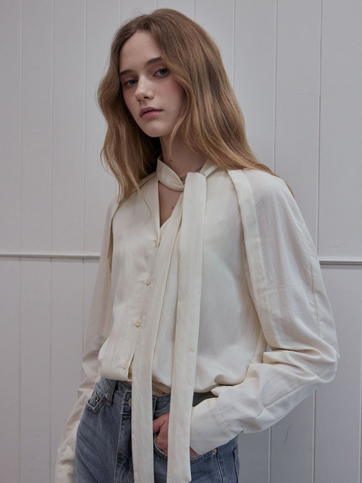 ADELE TIE V NECK BLOUSE_2COLORS_CREAM