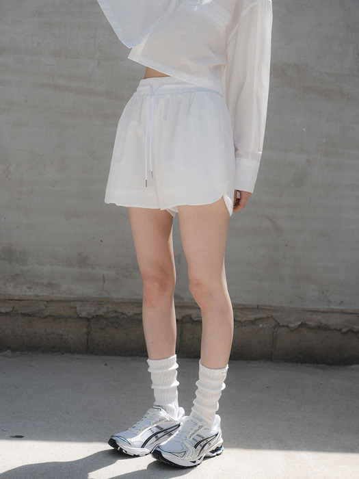 Wrinkle Anorak Shorts_white