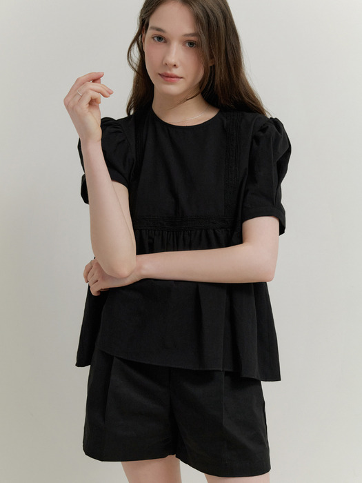 Gardener lace blouse (black)