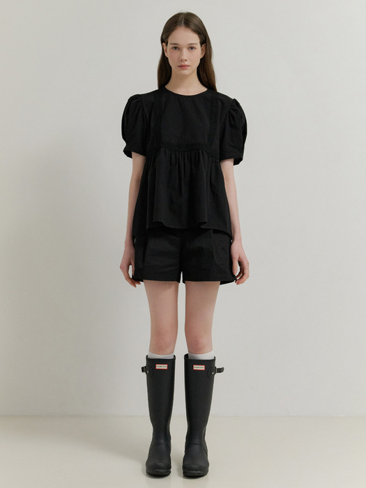 Gardener lace blouse (black)