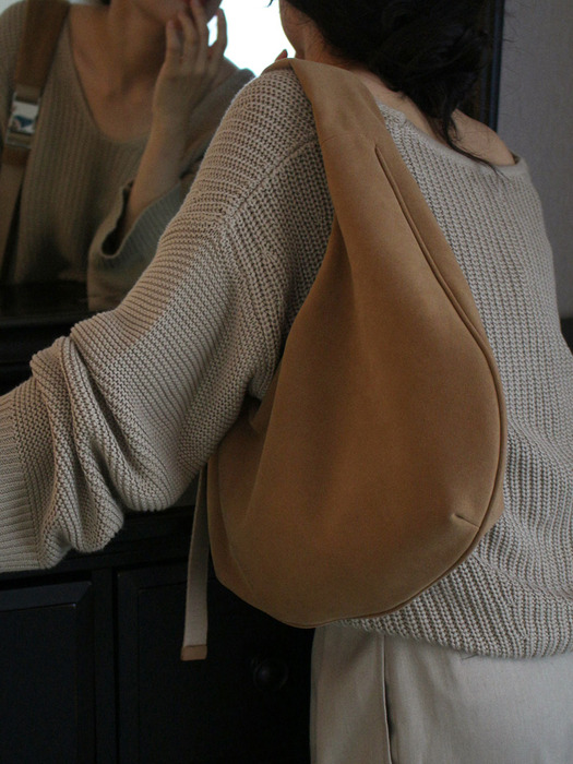 [단독]UNBALANCE HOBO BAG_2colors