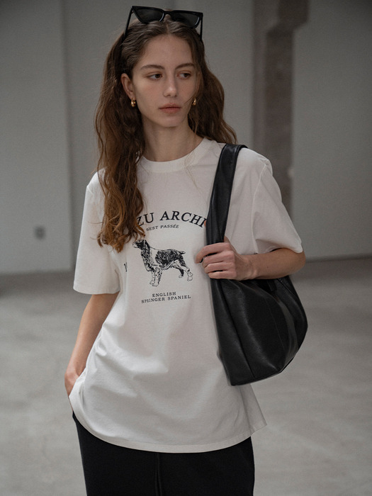 SITP5191 아카이브 하운드 프린팅 반팔티_Ivory