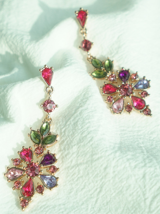 drop pentagon flower earrings