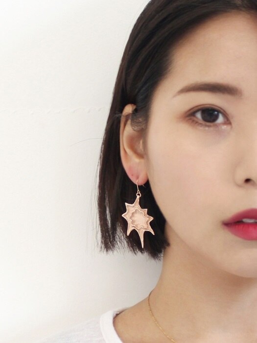 snipping cacti earring