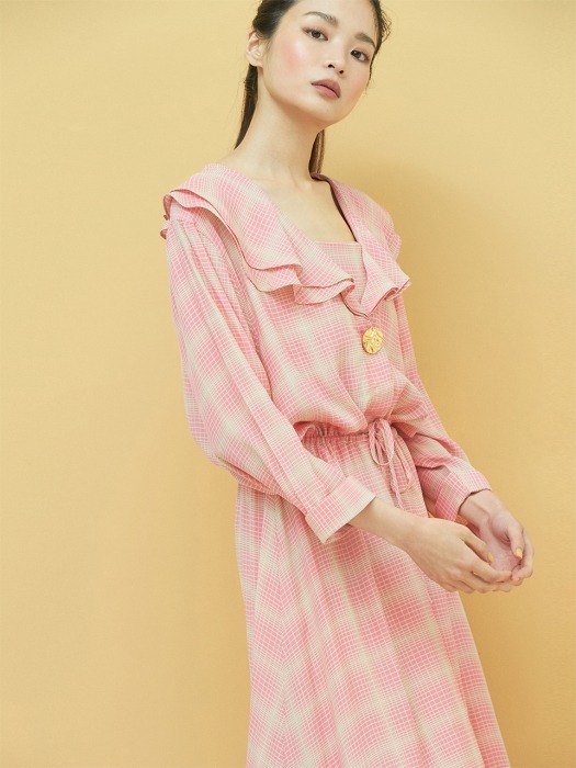 Retro Frill Dress in Pink