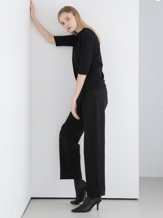 SIMPLE TWO TUCK PANTS BLACK