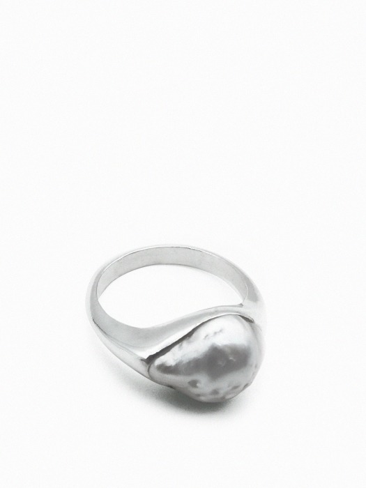 Half Pearl Ring