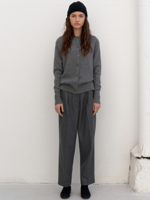 Wool flannel tuck pants (Gray melange)