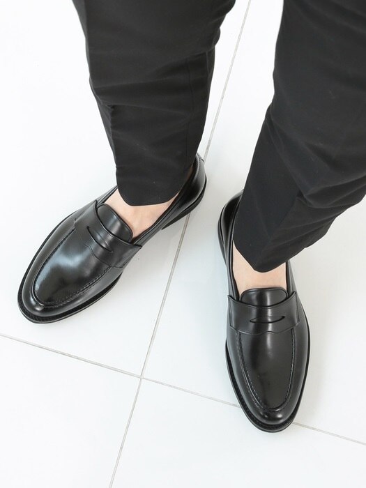 Cambridge Penny Loafer Black#8150