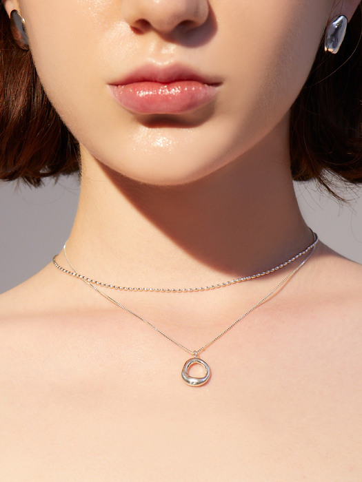 Dreamlike Simple Dew`drop` Necklace
