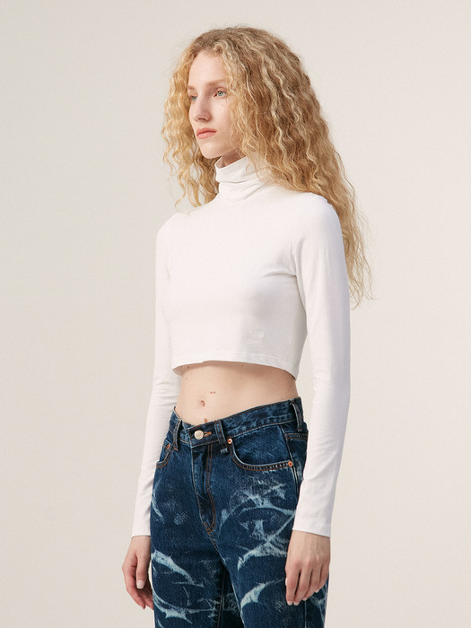 CROPPED TURTLE NECK T-SHIRT, WHITE