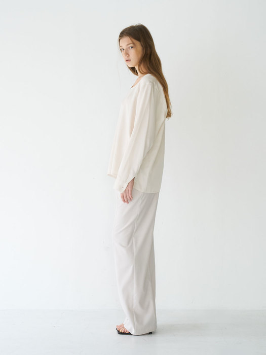 21 Spring_ Cream Straight Trousers 