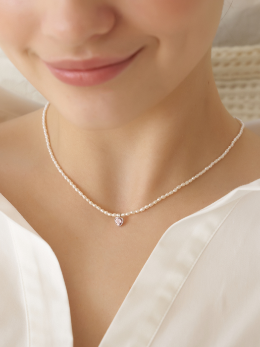 Pink Sapphire Heart Petit Pearl Necklace_NZ1158