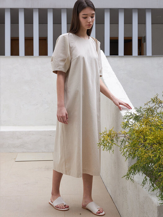 Volume Linen sleeve dress (send beige)