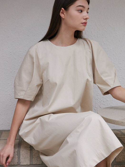 Volume Linen sleeve dress (send beige)