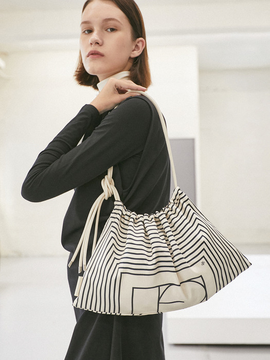 Drawstring Bag Stripe logo_Ivory