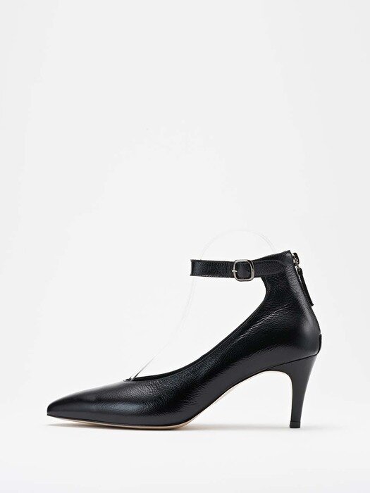 Pointed Leather Strap Heel_Black