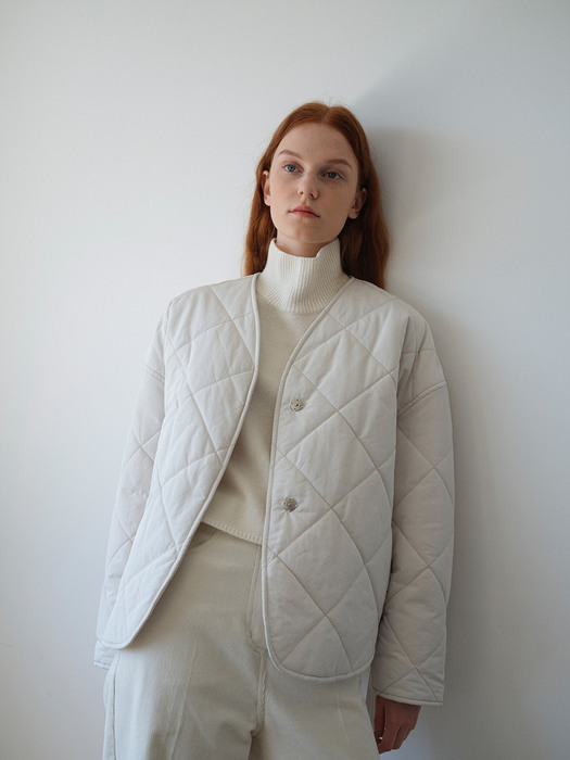 Quilting belted jacket / Ivory