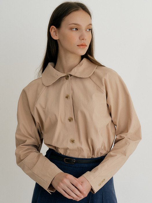 monts 1390 round collar blouse (beige)