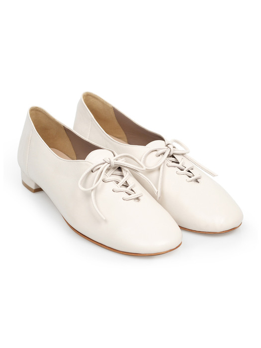 MARGARET Oxford Shoes - Ivory