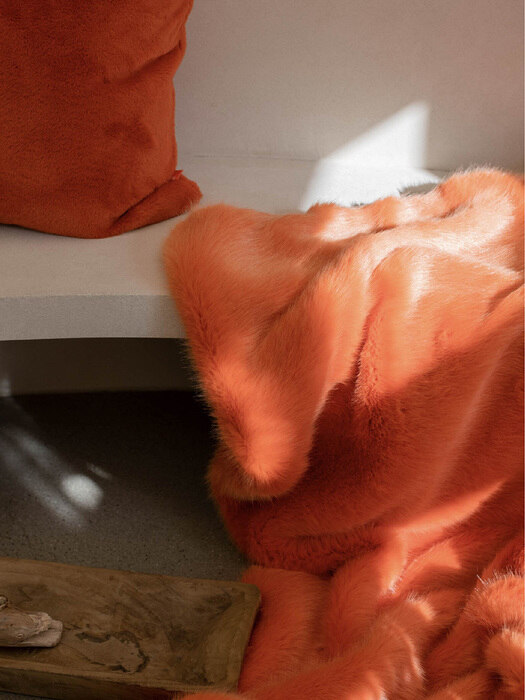 eco fur heavy blanket - lucid orange  에코퍼 양면 블랭킷 무릎담요