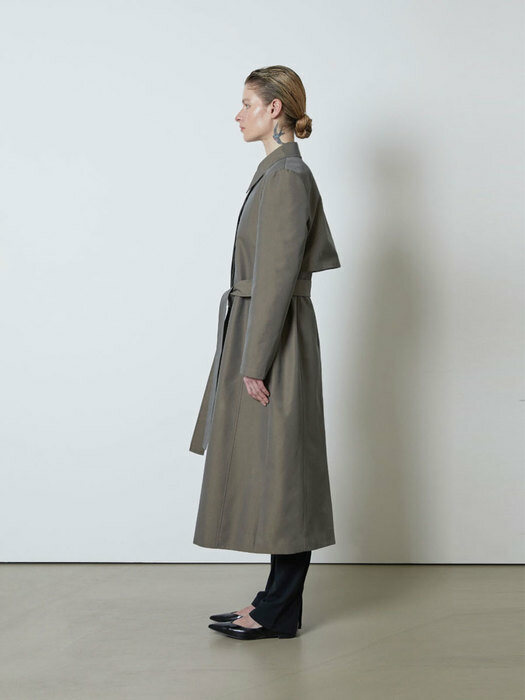 Single-Breasted Trench Coat (Khaki)