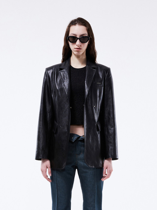 V-cut-out leather blazer (black)