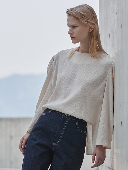 VOLUME SLEEVED BLOUSE_CREAM