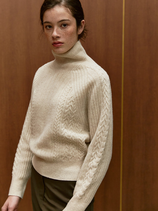 TWF CABLE WHOLEGARMENT KNIT TURTLENECK TOP_2COLORS