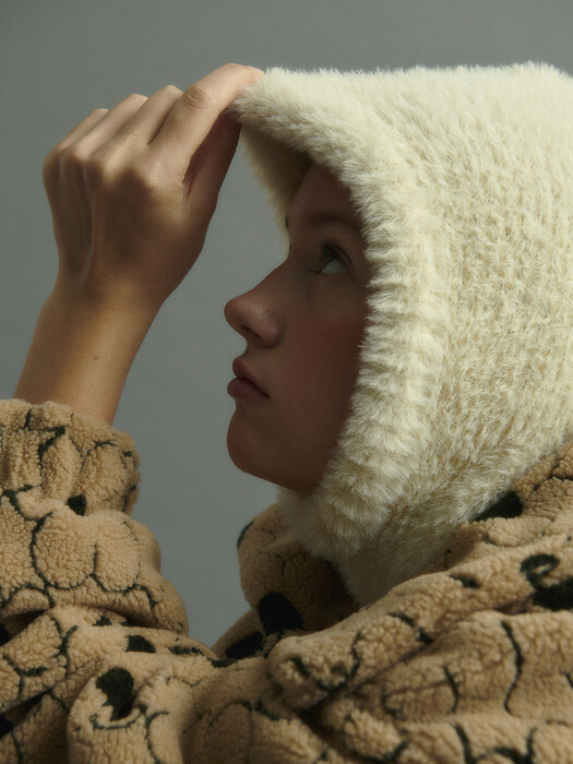 FUZZY KNIT BALACLAVA, CREAM