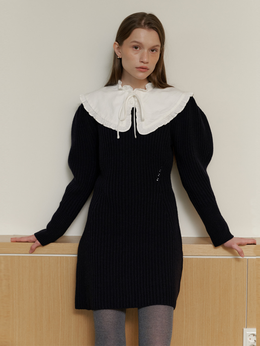 A RIBBED SQUARE NECK KNIT DRESS_NAVY