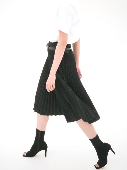 Bending Pleated Skirt _Black