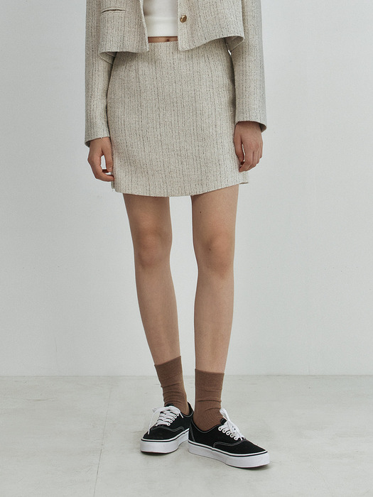 23FW Crop Boucle Tweed Skirts_CREAM