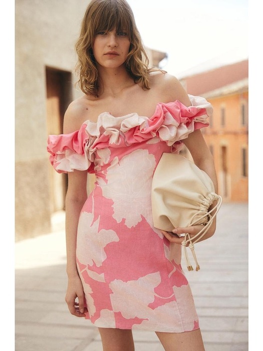 러플 오프숄더 드레스 라이트 핑크/플로럴 1226392003