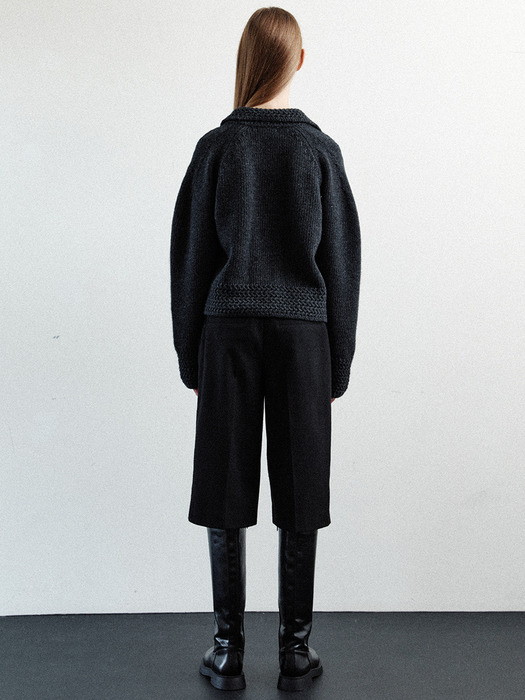 wool bermuda pants (black)