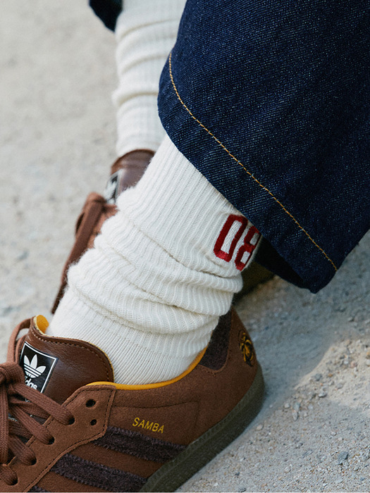 Needlework Mid-calf Socks (Red)