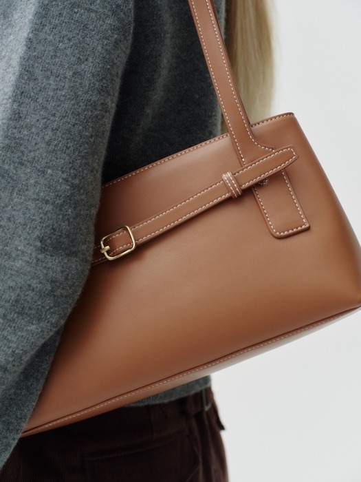 belted bag (shoulder) - camel