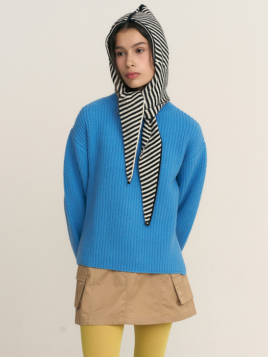 Loose fit half-neck knit Airy blue