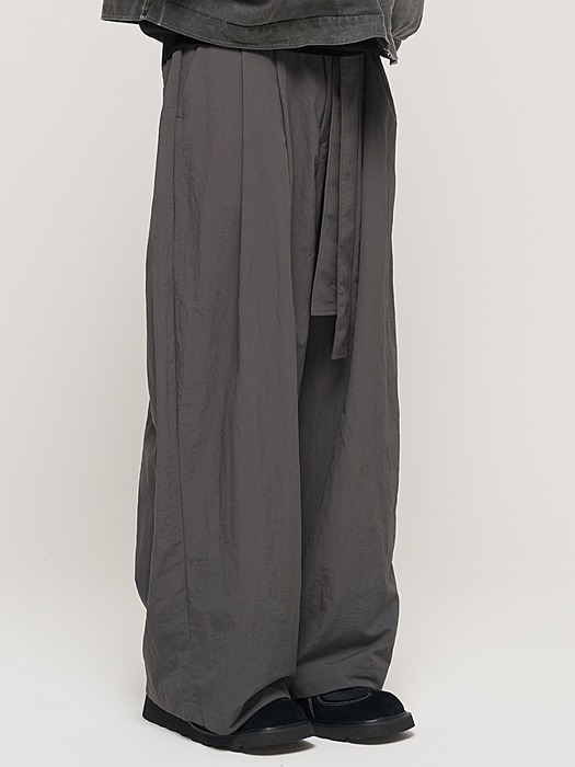 WIDE NYLON BELT BAND PANTS (CHARCHOL)