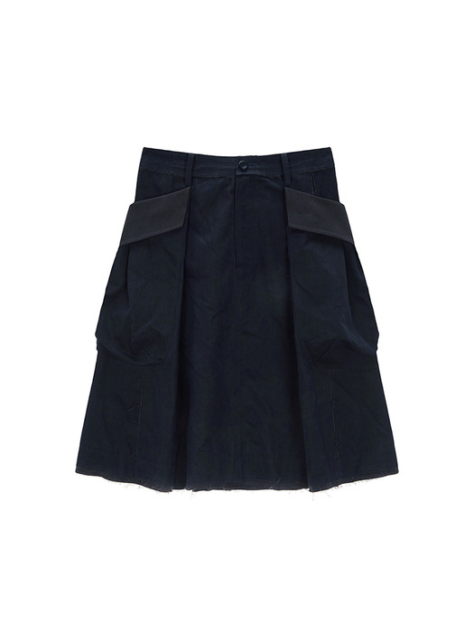 BIG POCKET CARGO MIDI SKIRT IN CHARCOAL