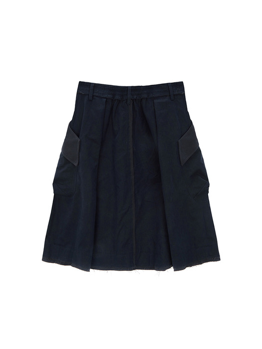 BIG POCKET CARGO MIDI SKIRT IN CHARCOAL