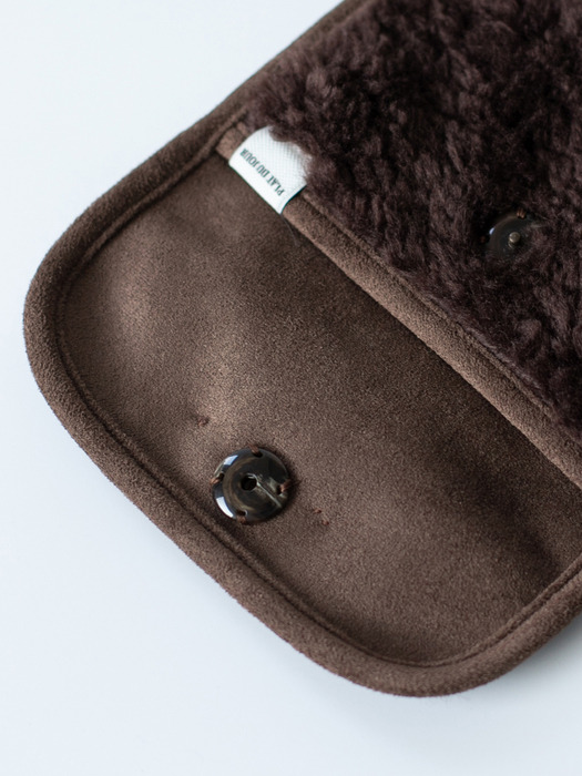 Boucle suede belt bag (Brown)