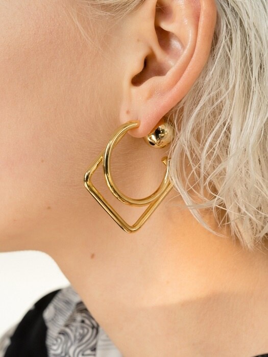 S.R Layered Earrings_Gold
