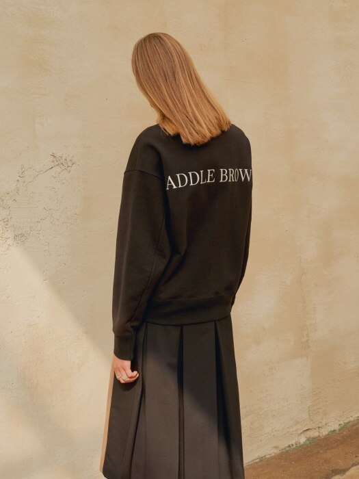 18FW SADDLE BROWN SWEATSHIRT BLACK