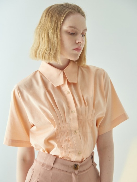 Apricot short sleeve shirts