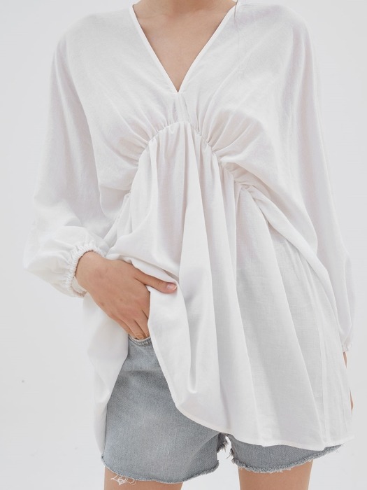 mellow v-neck blouse[white] 